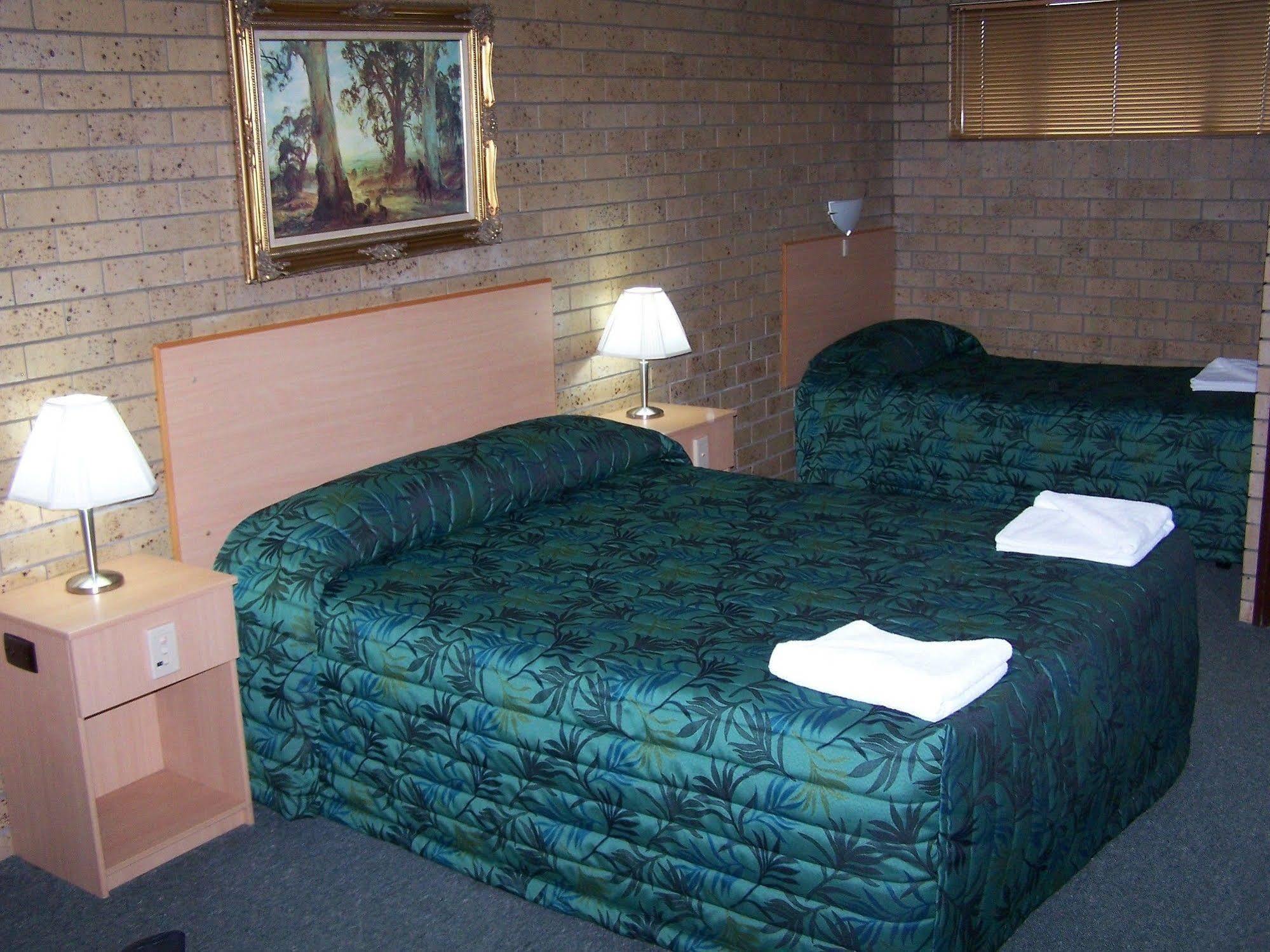 Macintyre Motor Inn Goondiwindi Ngoại thất bức ảnh